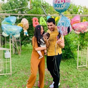 Meet your Posher, Roxanna